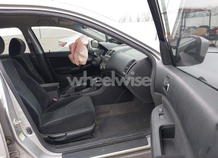 Photo 5 of 2007 Honda Accord 2.4 LX (VIN 3HGCM56447G700085)