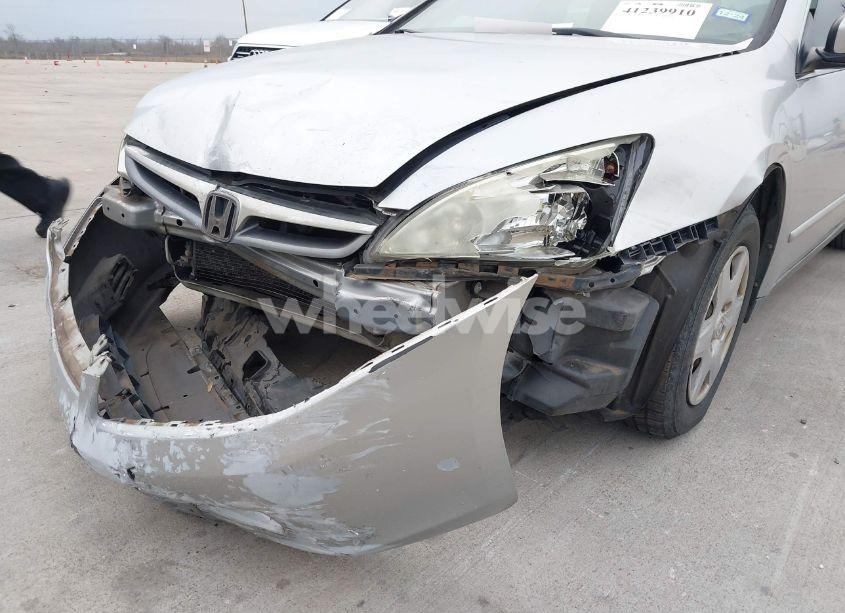 Photo 6 of 2007 Honda Accord 2.4 LX (VIN 3HGCM56447G700085)