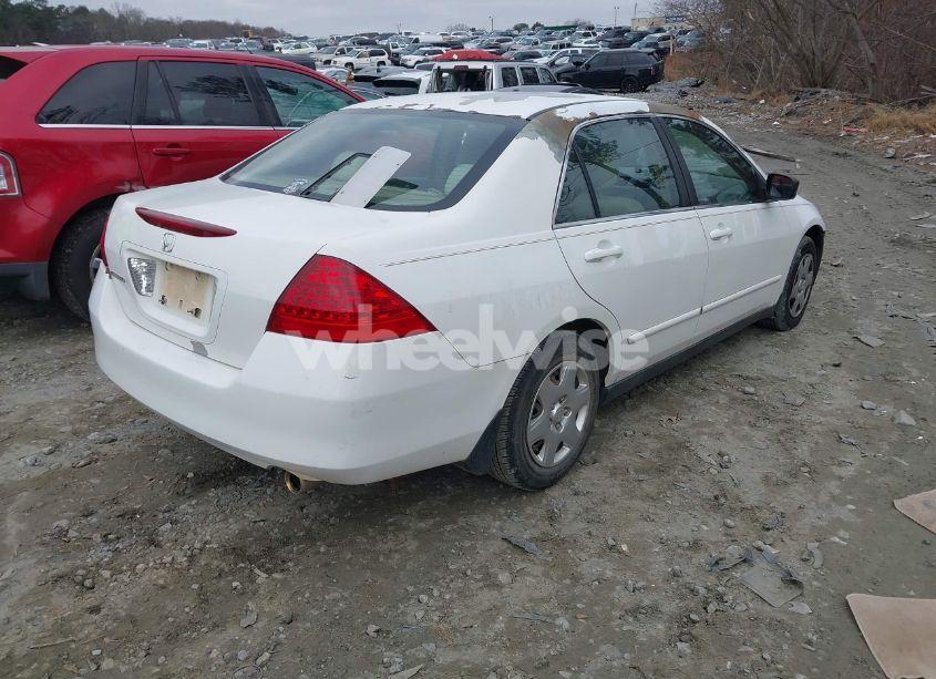 Photo 4 of 2007 Honda Accord 2.4 LX (VIN 3HGCM56447G711622)