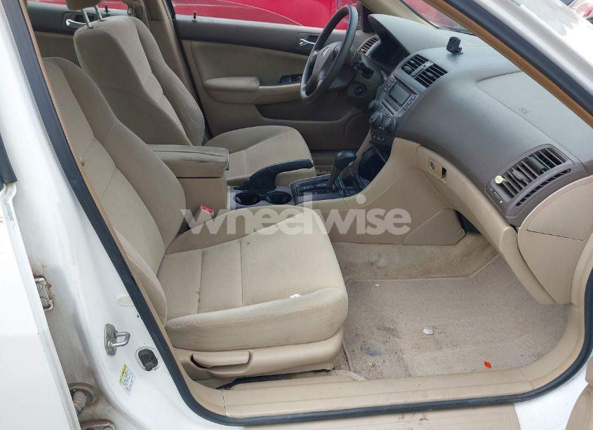 Photo 5 of 2007 Honda Accord 2.4 LX (VIN 3HGCM56447G711622)