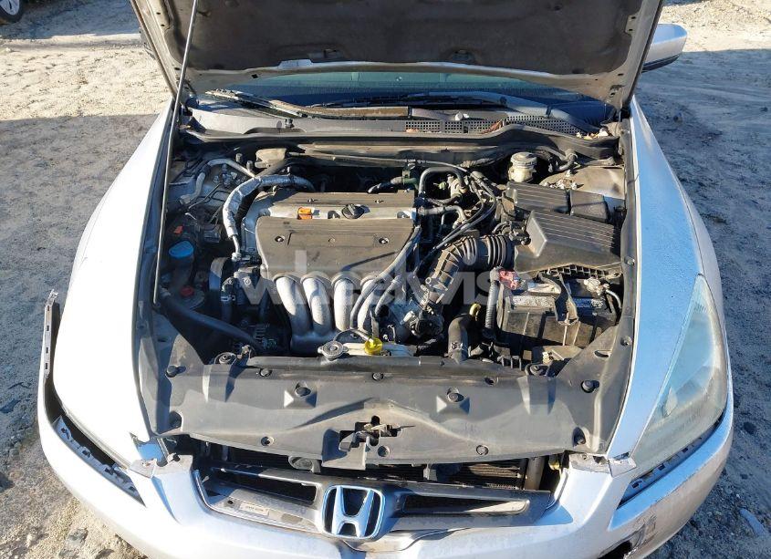 Photo 10 of 2005 Honda Accord 2.4 LX (VIN 3HGCM56455G703400)