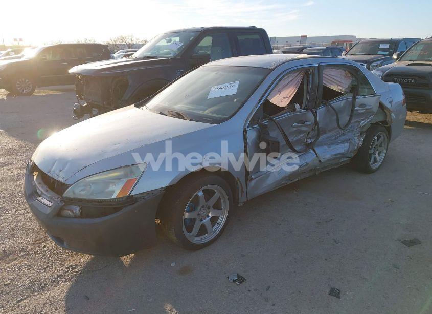 Photo 2 of 2006 Honda Accord 2.4 LX (VIN 3HGCM56456G710039)