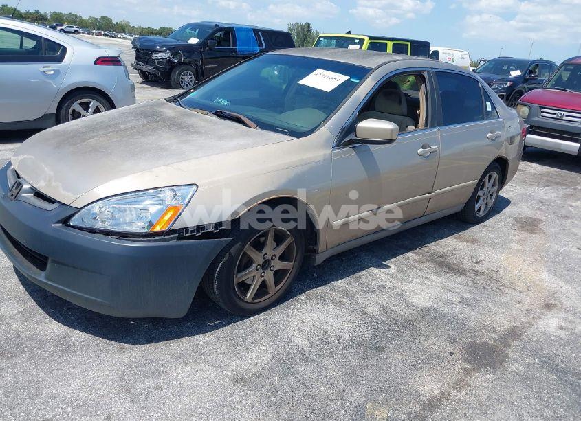 Photo 2 of 2005 Honda Accord 2.4 LX (VIN 3HGCM56465G705964)