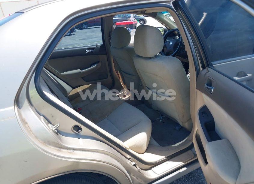 Photo 8 of 2005 Honda Accord 2.4 LX (VIN 3HGCM56465G705964)