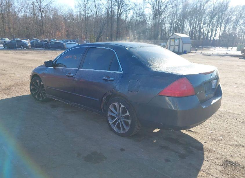 Photo 3 of 2006 Honda Accord LX (VIN 3HGCM56466G707120)