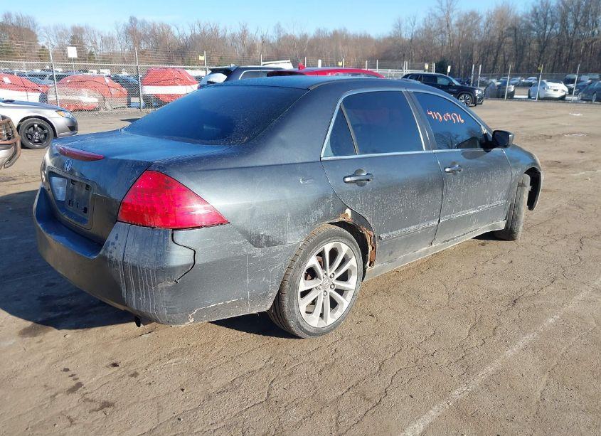 Photo 4 of 2006 Honda Accord LX (VIN 3HGCM56466G707120)