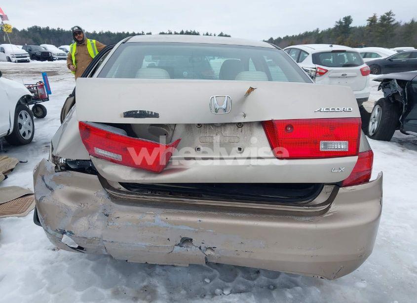Photo 16 of 2005 Honda Accord 2.4 LX (VIN 3HGCM56475G704760)