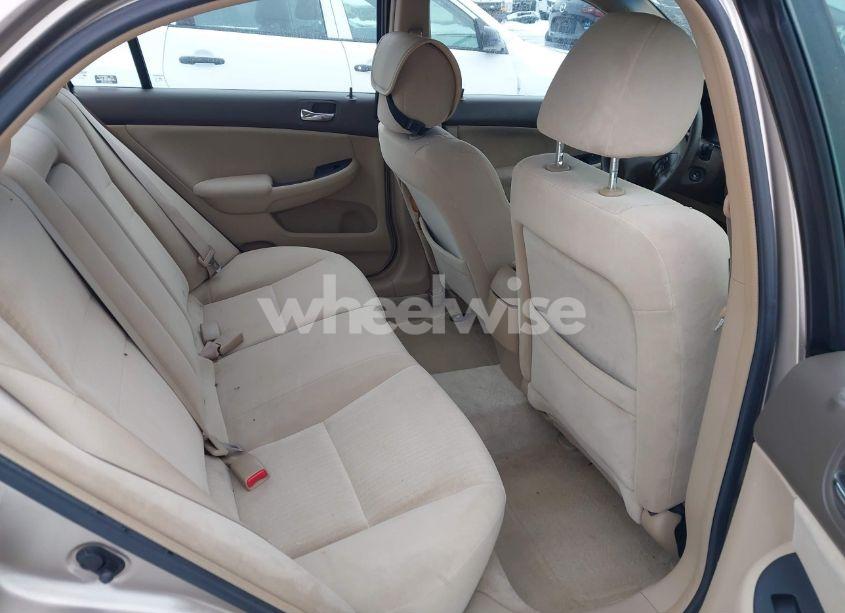 Photo 8 of 2005 Honda Accord 2.4 LX (VIN 3HGCM56475G704760)