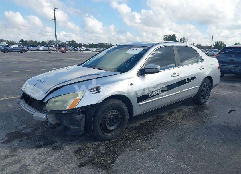 Photo 2 of 2006 Honda Accord 2.4 LX (VIN 3HGCM56476G701701)