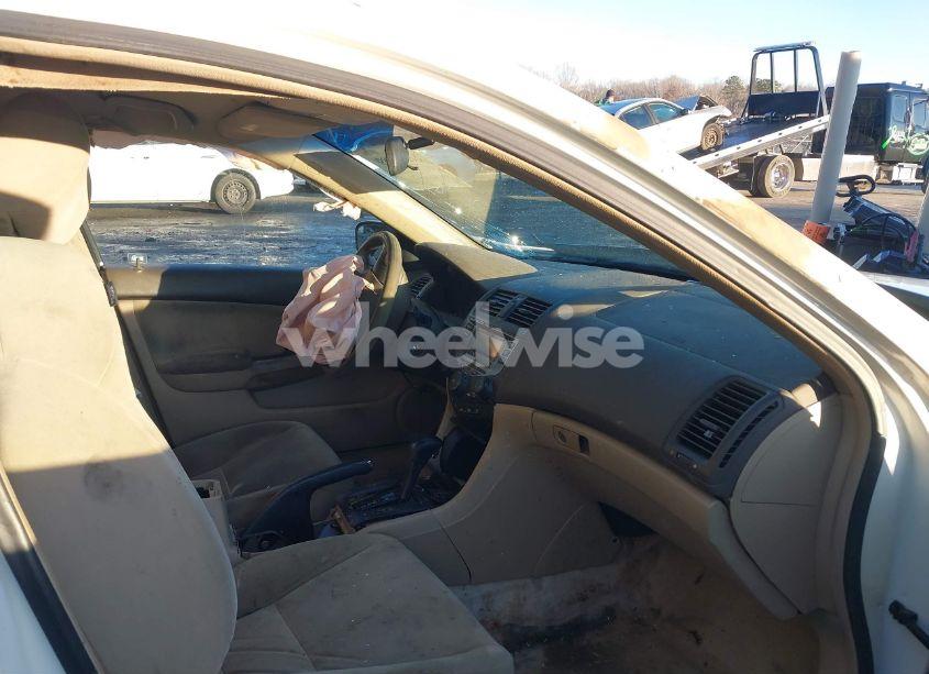 Photo 5 of 2006 Honda Accord LX (VIN 3HGCM56476G706462)