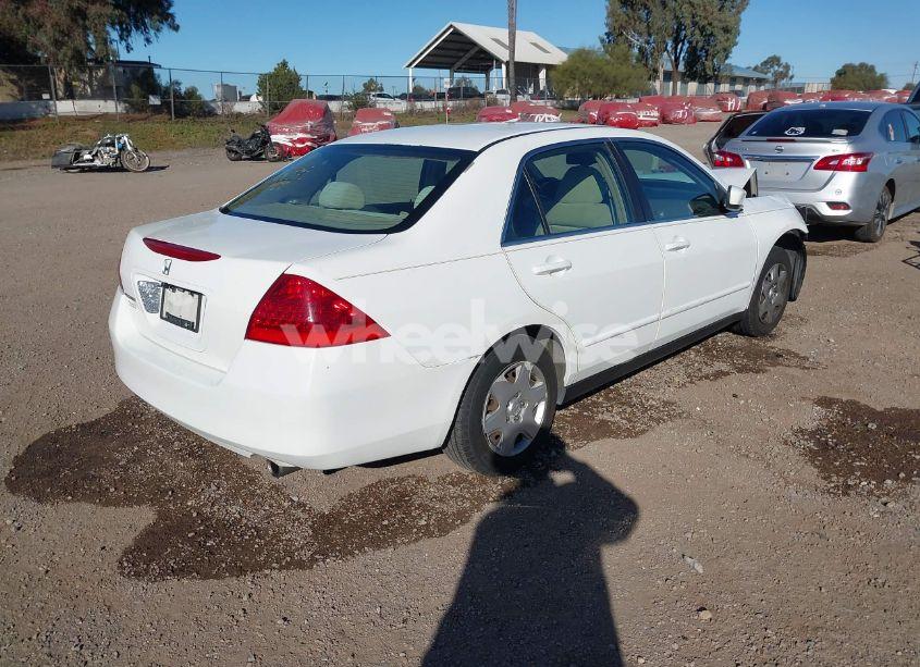 Photo 4 of 2006 Honda Accord 2.4 LX (VIN 3HGCM56486G703294)
