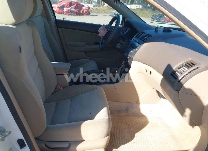 Photo 5 of 2006 Honda Accord 2.4 LX (VIN 3HGCM56486G703294)