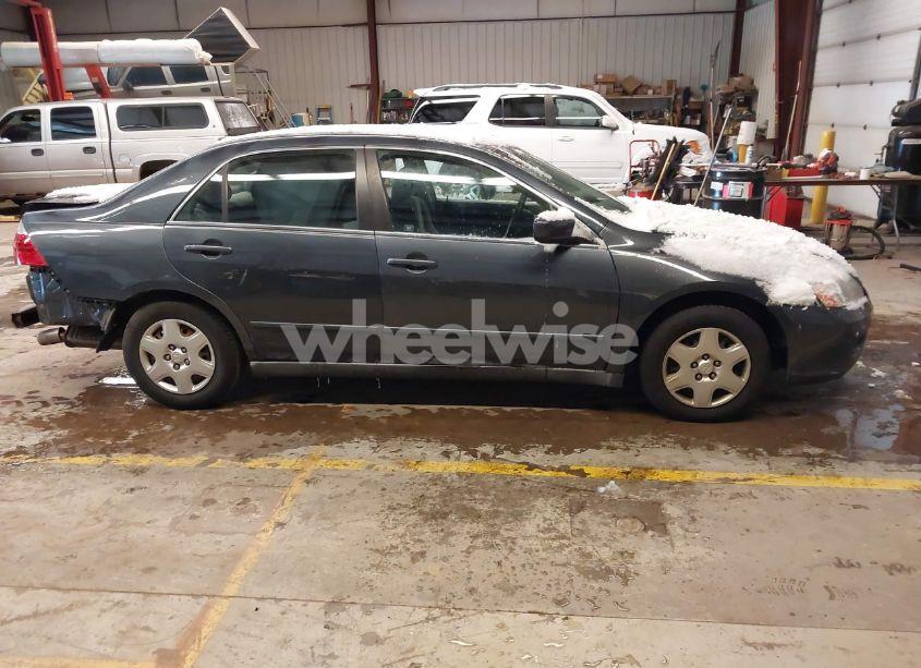 Photo 14 of 2007 Honda Accord 2.4 LX (VIN 3HGCM56487G709906)