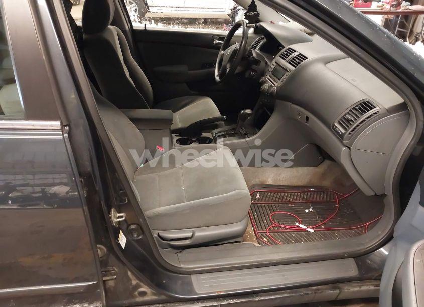 Photo 5 of 2007 Honda Accord 2.4 LX (VIN 3HGCM56487G709906)