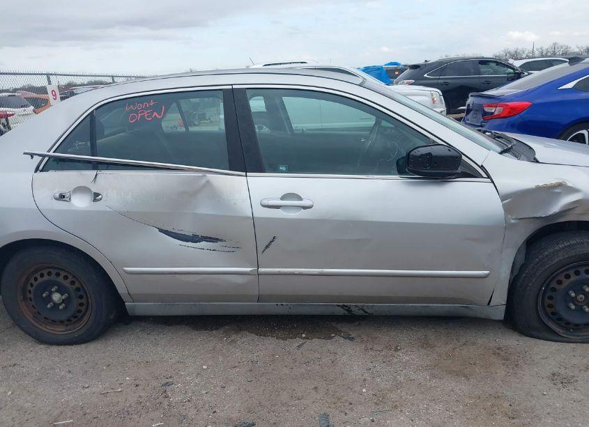 Photo 13 of 2005 Honda Accord 2.4 LX (VIN 3HGCM56495G709443)