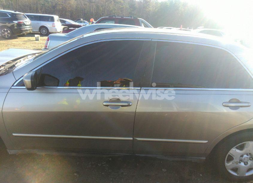 Photo 14 of 2006 Honda Accord 2.4 LX (VIN 3HGCM56496G708164)