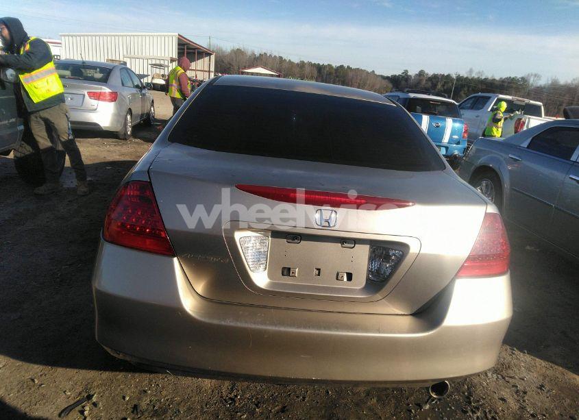 Photo 16 of 2006 Honda Accord 2.4 LX (VIN 3HGCM56496G708164)