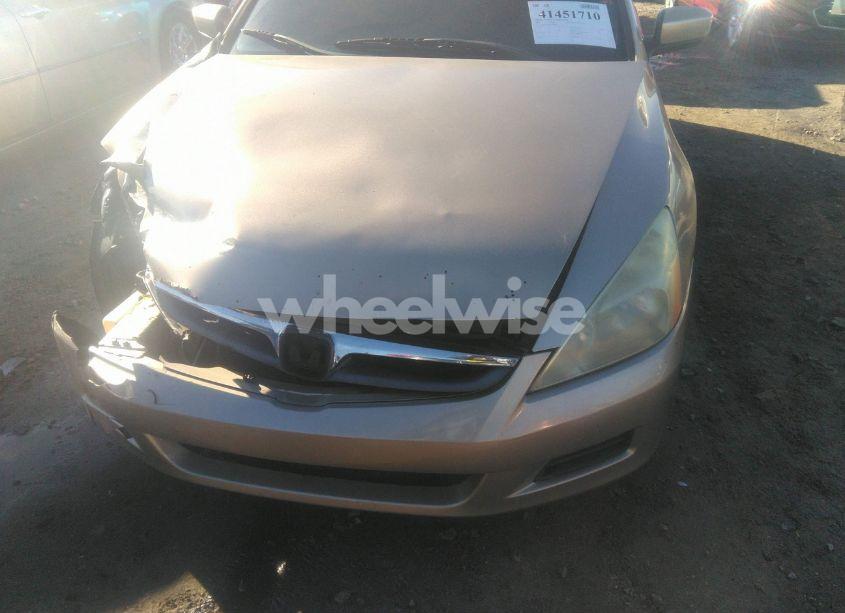 Photo 17 of 2006 Honda Accord 2.4 LX (VIN 3HGCM56496G708164)