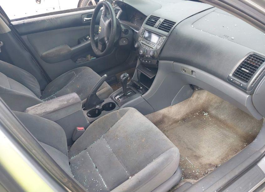 Photo 5 of 2006 Honda Accord 2.4 LX (VIN 3HGCM564X6G704608)