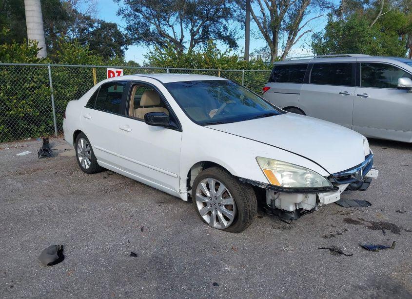 2007 Honda Accord 2.4 LX (VIN 3HGCM564X7G703640) main photo