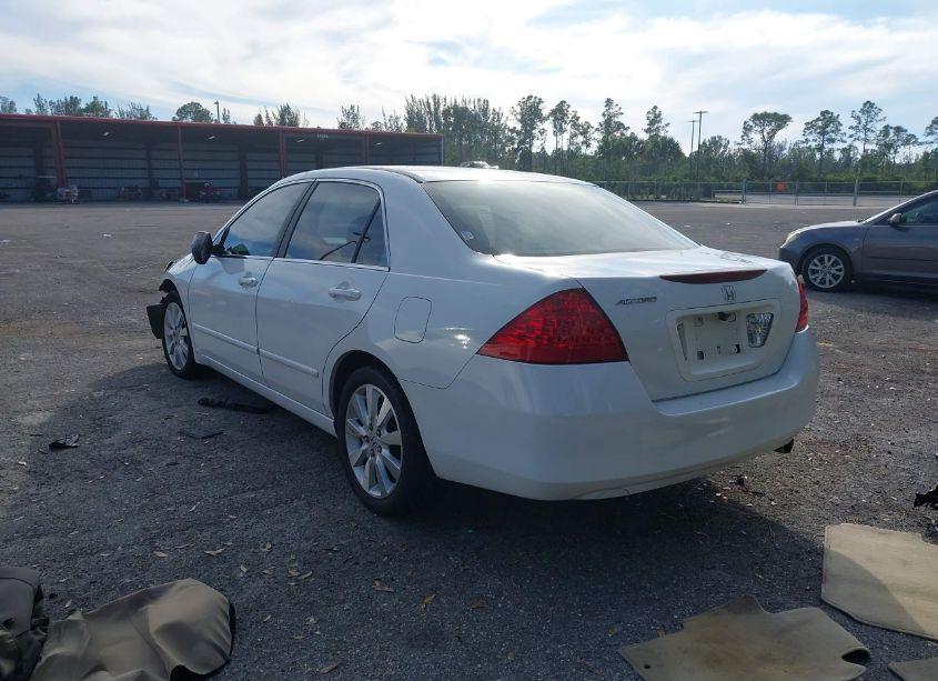Photo 3 of 2007 Honda Accord 2.4 LX (VIN 3HGCM564X7G703640)