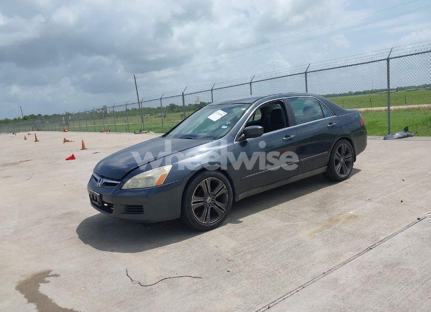 Photo 2 of 2007 Honda Accord 2.4 LX (VIN 3HGCM564X7G705209)