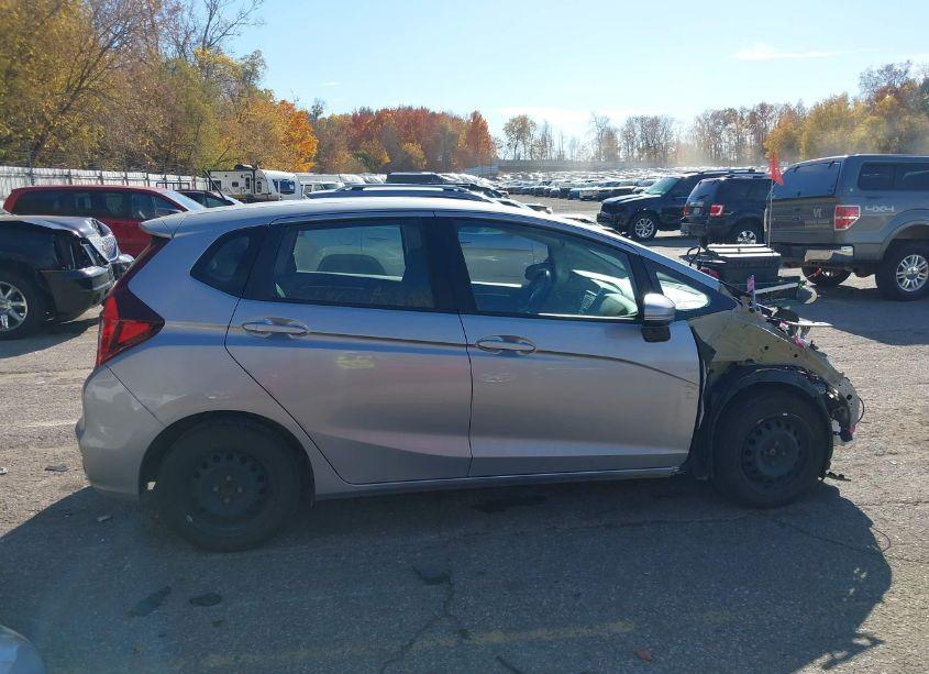 Photo 14 of 2018 Honda Fit LX (VIN 3HGGK5G47JM730468)