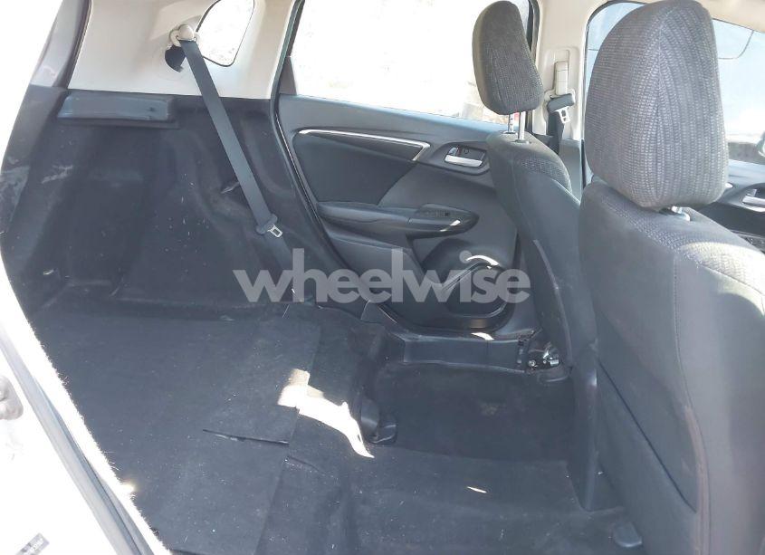 Photo 8 of 2015 Honda Fit LX (VIN 3HGGK5G51FM737187)