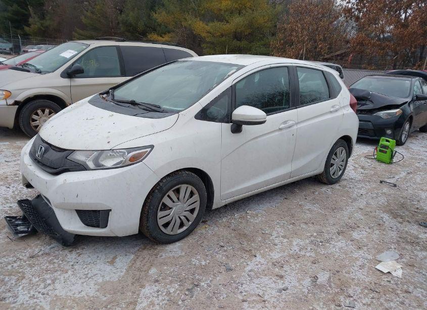 Photo 2 of 2015 Honda Fit LX (VIN 3HGGK5G52FM709382)