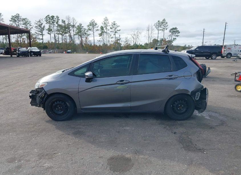 Photo 15 of 2015 Honda Fit LX (VIN 3HGGK5G54FM707035)