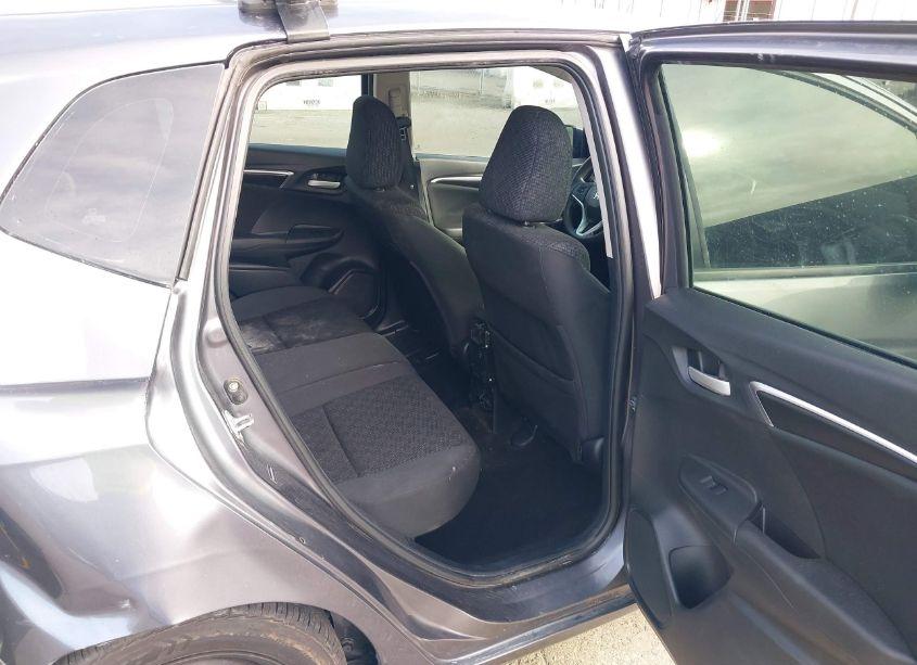 Photo 8 of 2015 Honda Fit LX (VIN 3HGGK5G54FM707035)