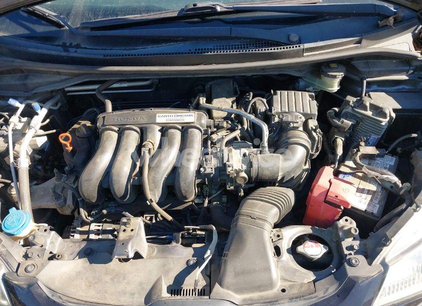 Photo 10 of 2015 Honda Fit LX (VIN 3HGGK5G55FM718495)