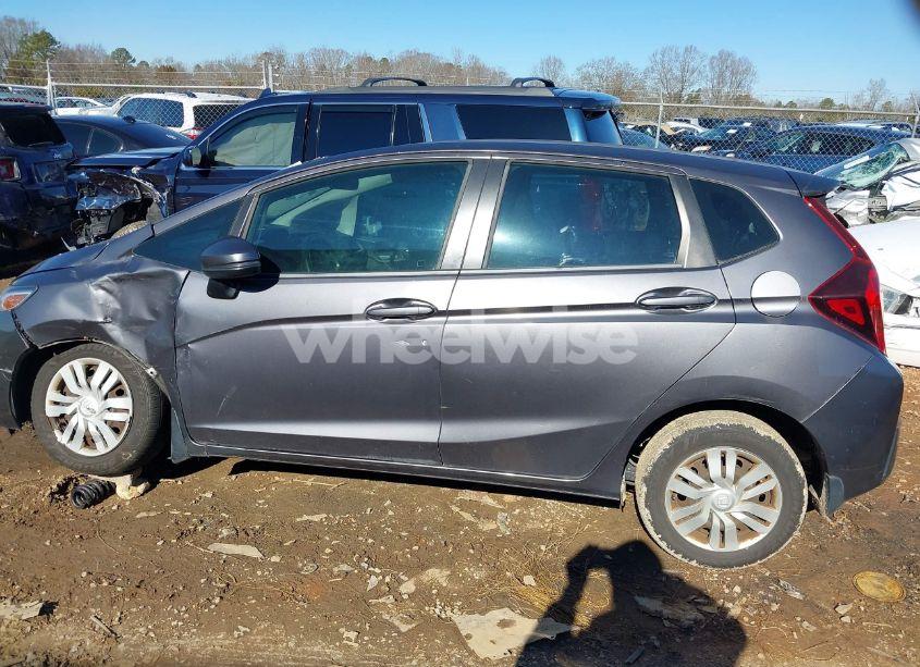 Photo 14 of 2015 Honda Fit LX (VIN 3HGGK5G55FM718495)