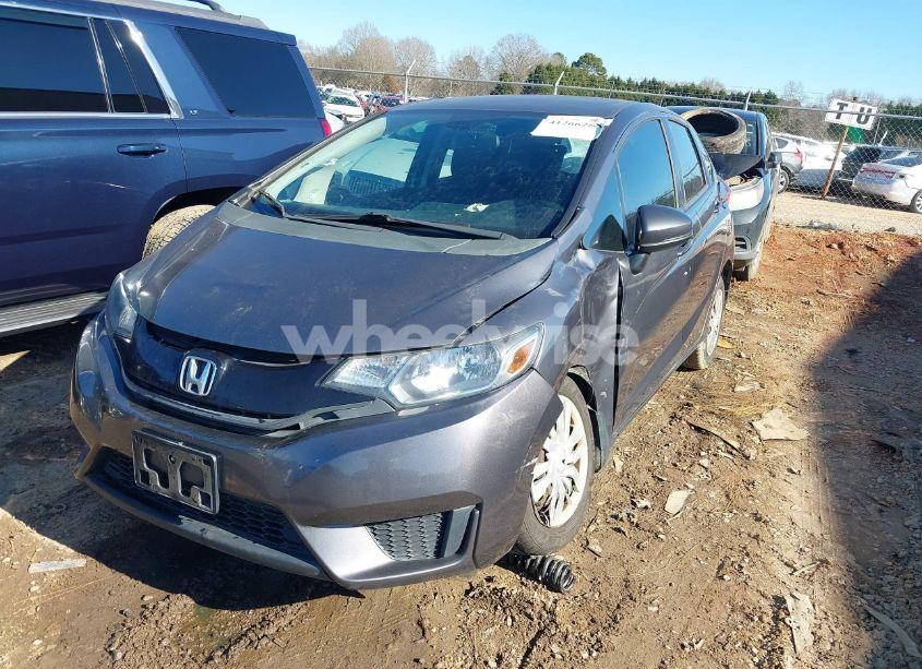 Photo 2 of 2015 Honda Fit LX (VIN 3HGGK5G55FM718495)