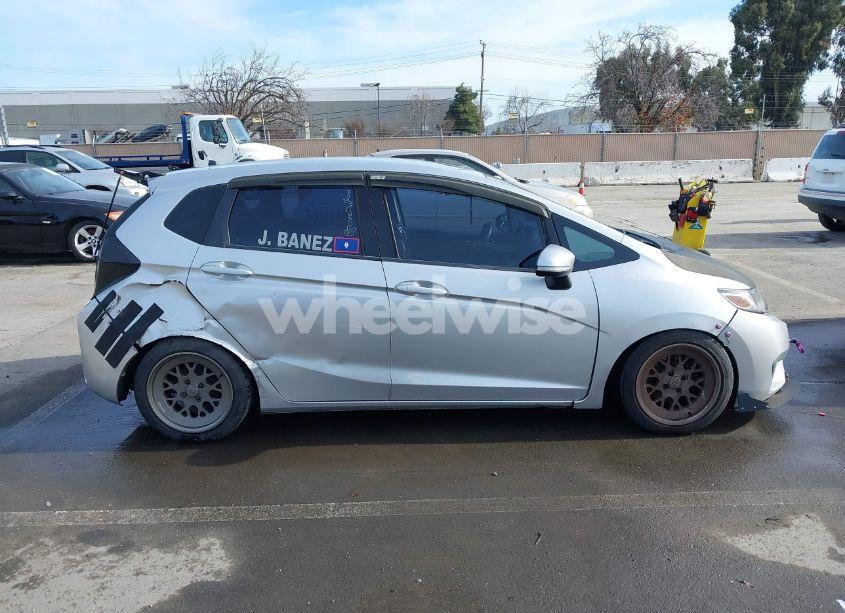 Photo 13 of 2015 Honda Fit LX (VIN 3HGGK5G55FM773903)