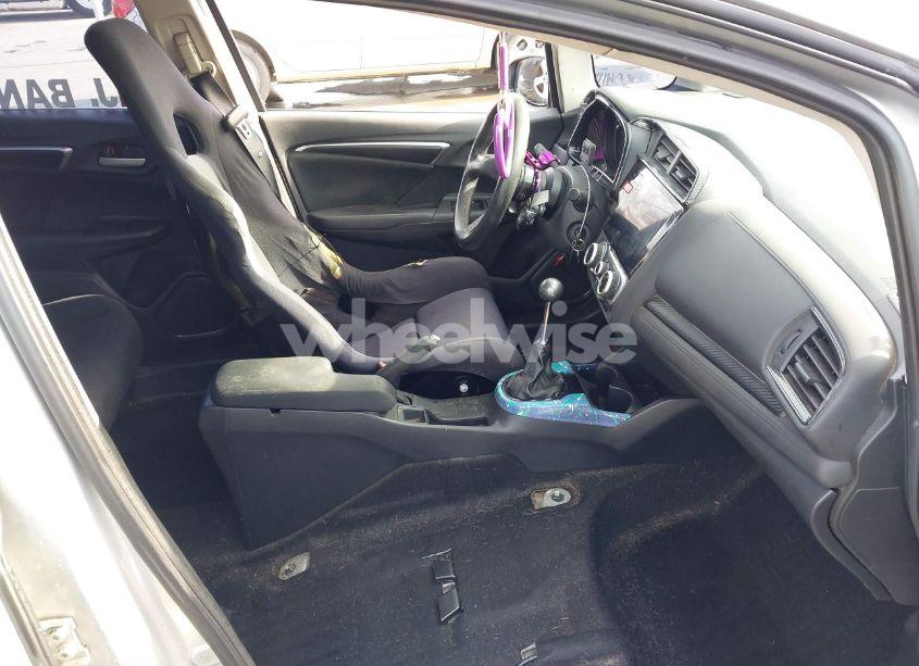 Photo 5 of 2015 Honda Fit LX (VIN 3HGGK5G55FM773903)