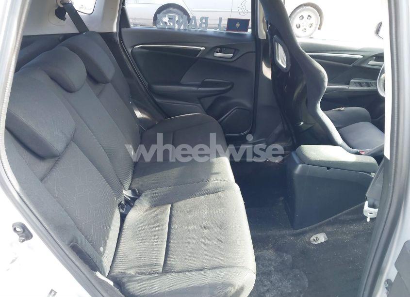 Photo 8 of 2015 Honda Fit LX (VIN 3HGGK5G55FM773903)