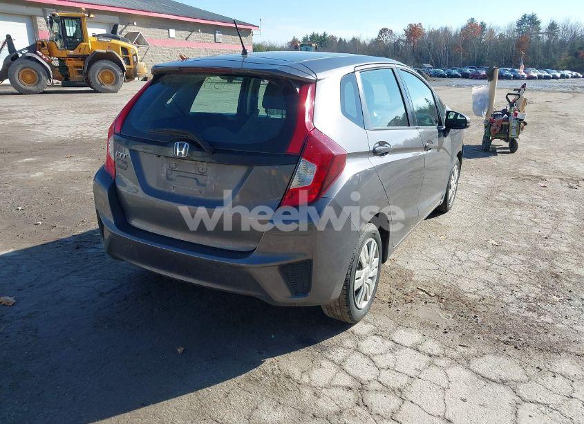 Photo 4 of 2017 Honda Fit LX (VIN 3HGGK5G56HM700994)