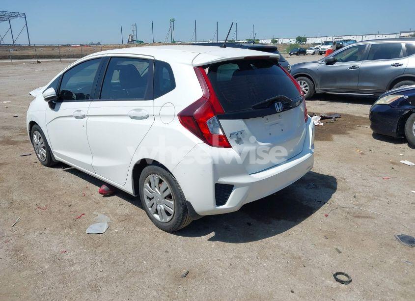 Photo 3 of 2015 Honda Fit LX (VIN 3HGGK5G57FM748159)