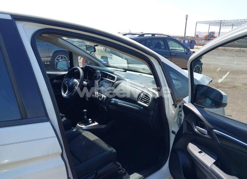 Photo 5 of 2015 Honda Fit LX (VIN 3HGGK5G57FM748159)