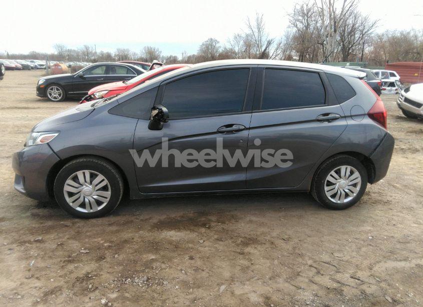 Photo 14 of 2015 Honda Fit LX (VIN 3HGGK5G59FM724638)