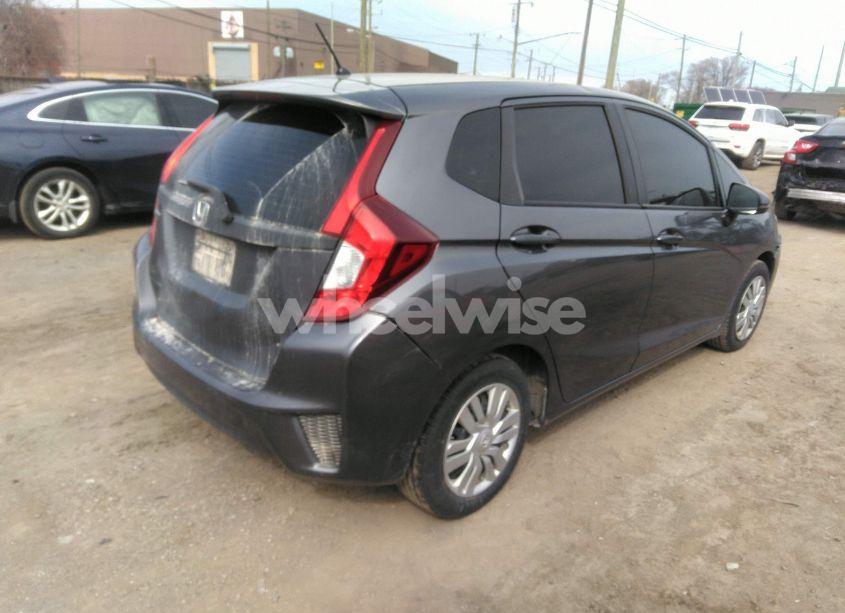 Photo 4 of 2015 Honda Fit LX (VIN 3HGGK5G59FM724638)