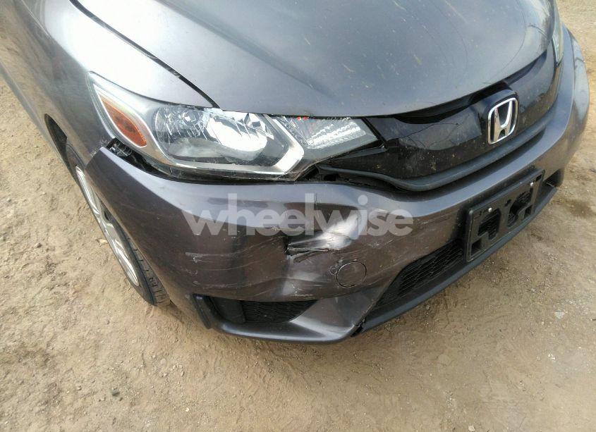 Photo 6 of 2015 Honda Fit LX (VIN 3HGGK5G59FM724638)