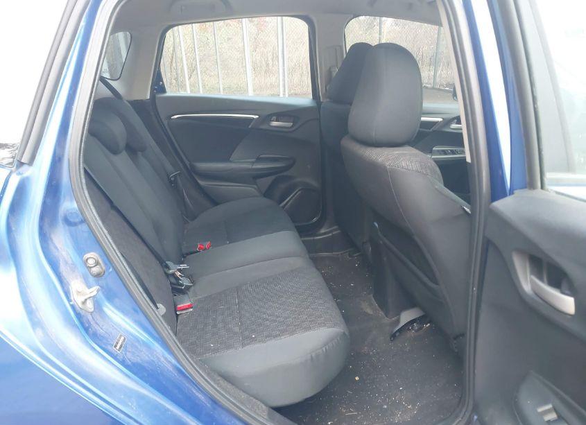 Photo 8 of 2015 Honda Fit LX (VIN 3HGGK5G5XFM732568)