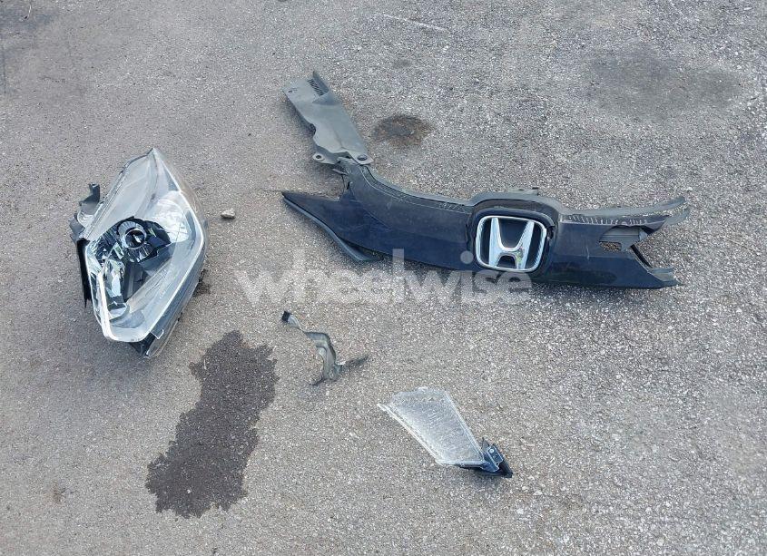 Photo 12 of 2015 Honda Fit LX (VIN 3HGGK5G5XFM754733)