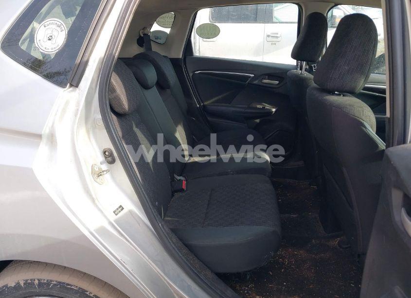 Photo 8 of 2016 Honda Fit LX (VIN 3HGGK5G5XGM700317)