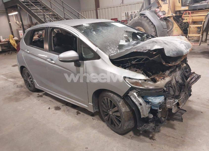 2018 Honda Fit SPORT (VIN 3HGGK5G60JM719054) main photo