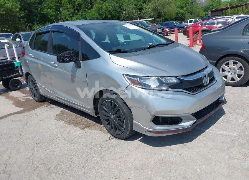 2018 Honda Fit SPORT (VIN 3HGGK5G66JM709483) main photo