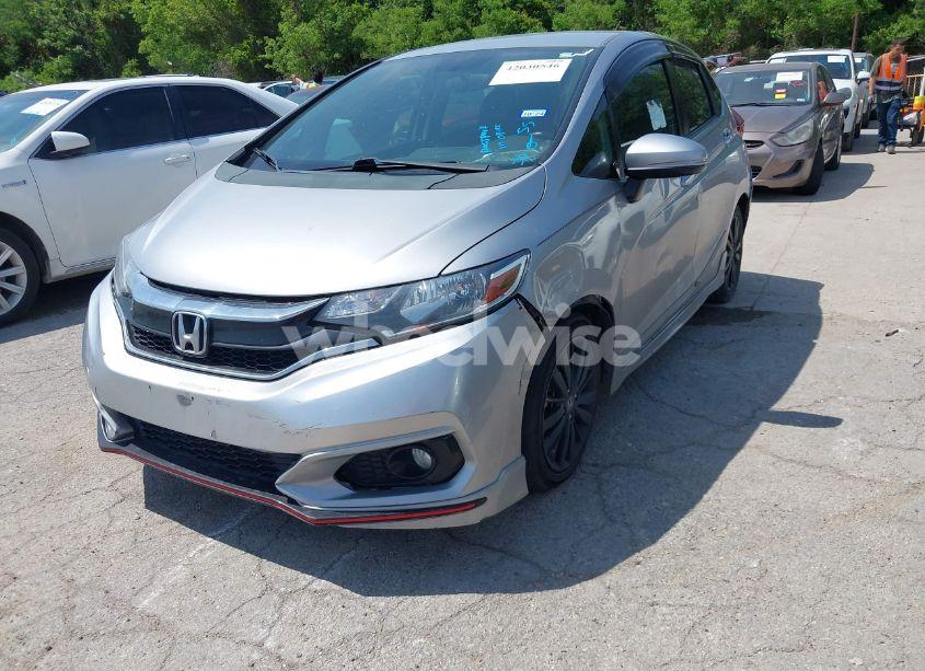 Photo 2 of 2018 Honda Fit SPORT (VIN 3HGGK5G66JM709483)