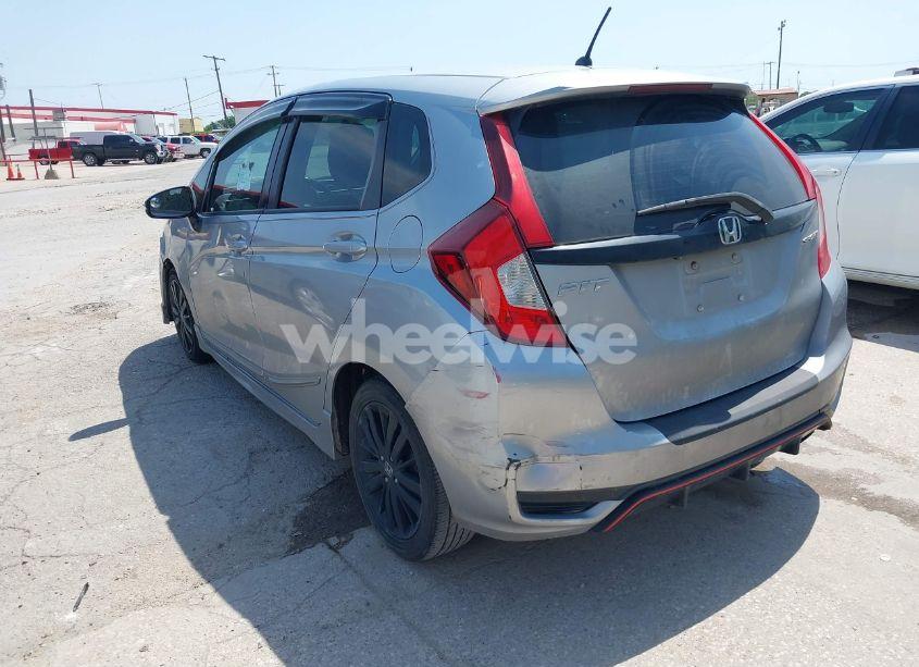 Photo 3 of 2018 Honda Fit SPORT (VIN 3HGGK5G66JM709483)